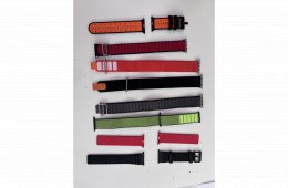 1,5 év garis Apple Watch ULTRA 2 49mm titán újszerű, akkumlátor 100% + 8 db szíj