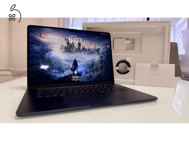 Macbook Air 2025 - 15” - M4 - 3 év balesetbiztosítással