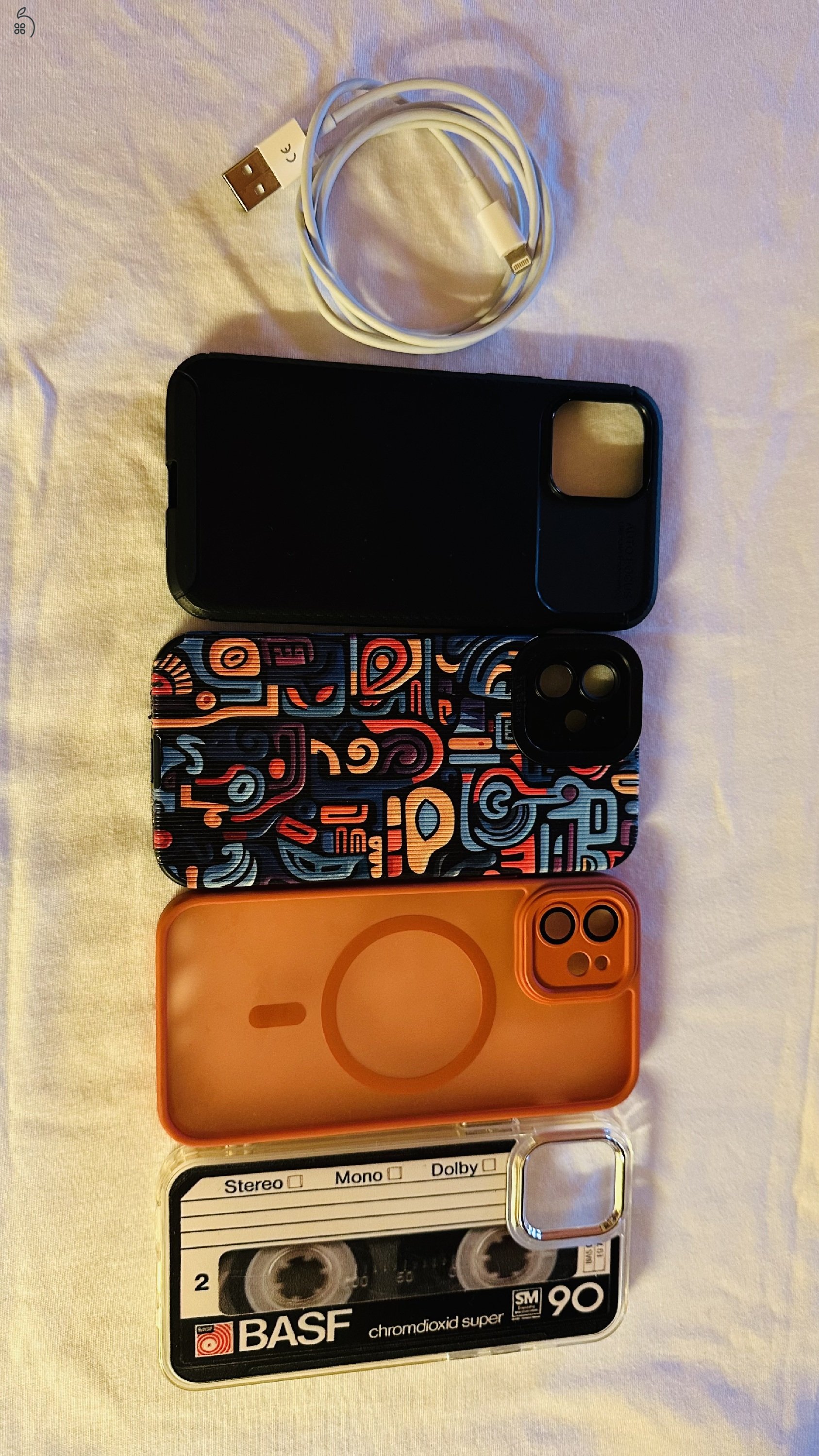 iPhone 12 kiváló állapotban