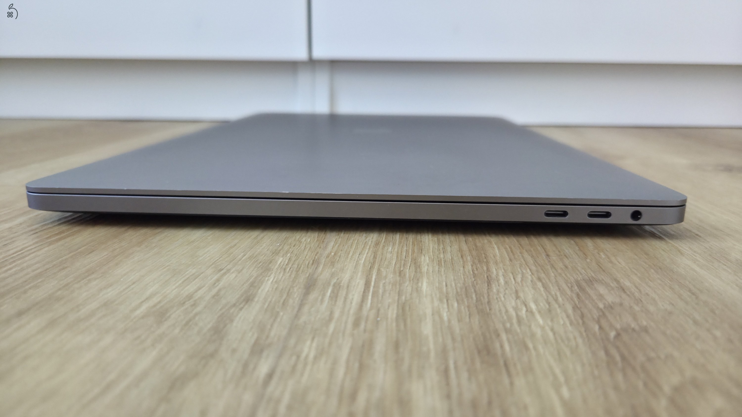 Apple Macbook Pro 16 2019 A2141 (16