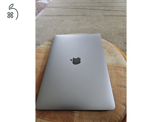 Macbook Air eladó
