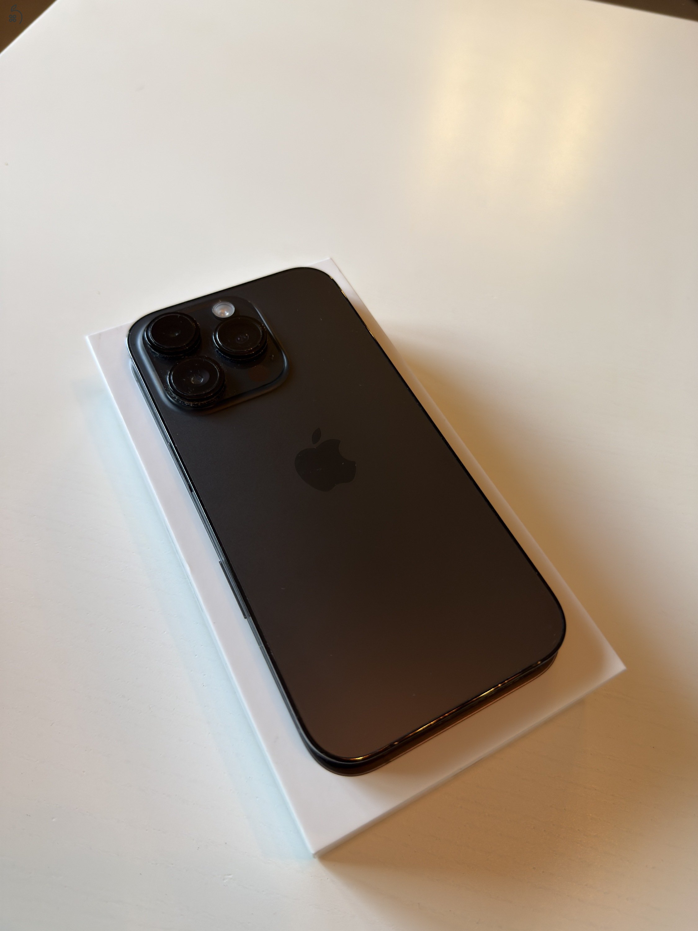 Tökéletes, karcmentes iPhone 14 Pro 256GB – Fekete