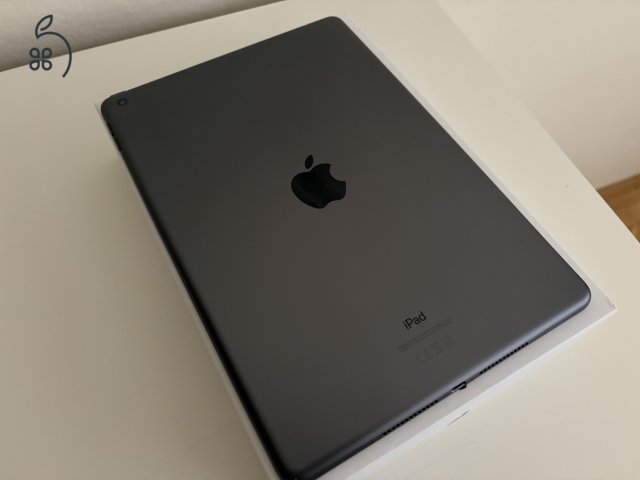 Eladó 8. generációs iPad - SpaceGrey