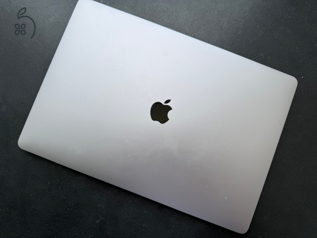MacBook Pro 16” (2019) – i7 / 32 GB RAM / 512 GB SSD / Touch Bar