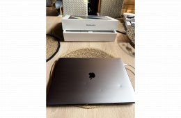 MacBook Pro 16