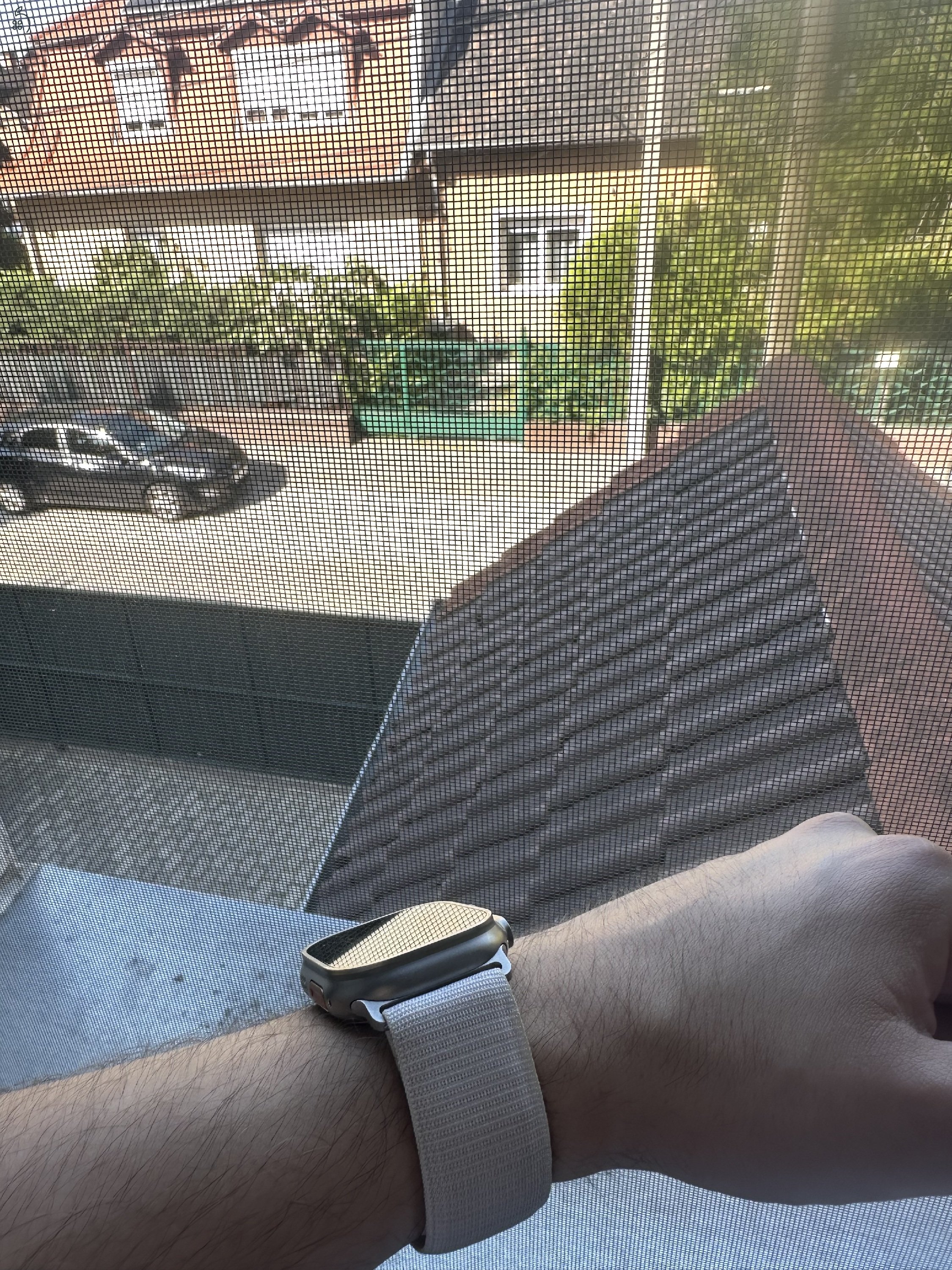 Apple Watch Ultra 1 (49mm Titanium, 85% Akku) + 5 db szíj, Amazon számlával