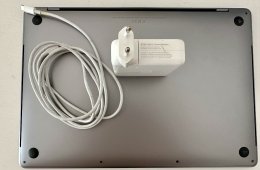 MacBook Pro 15 TouchBar 2018 Space Gray 256GB 