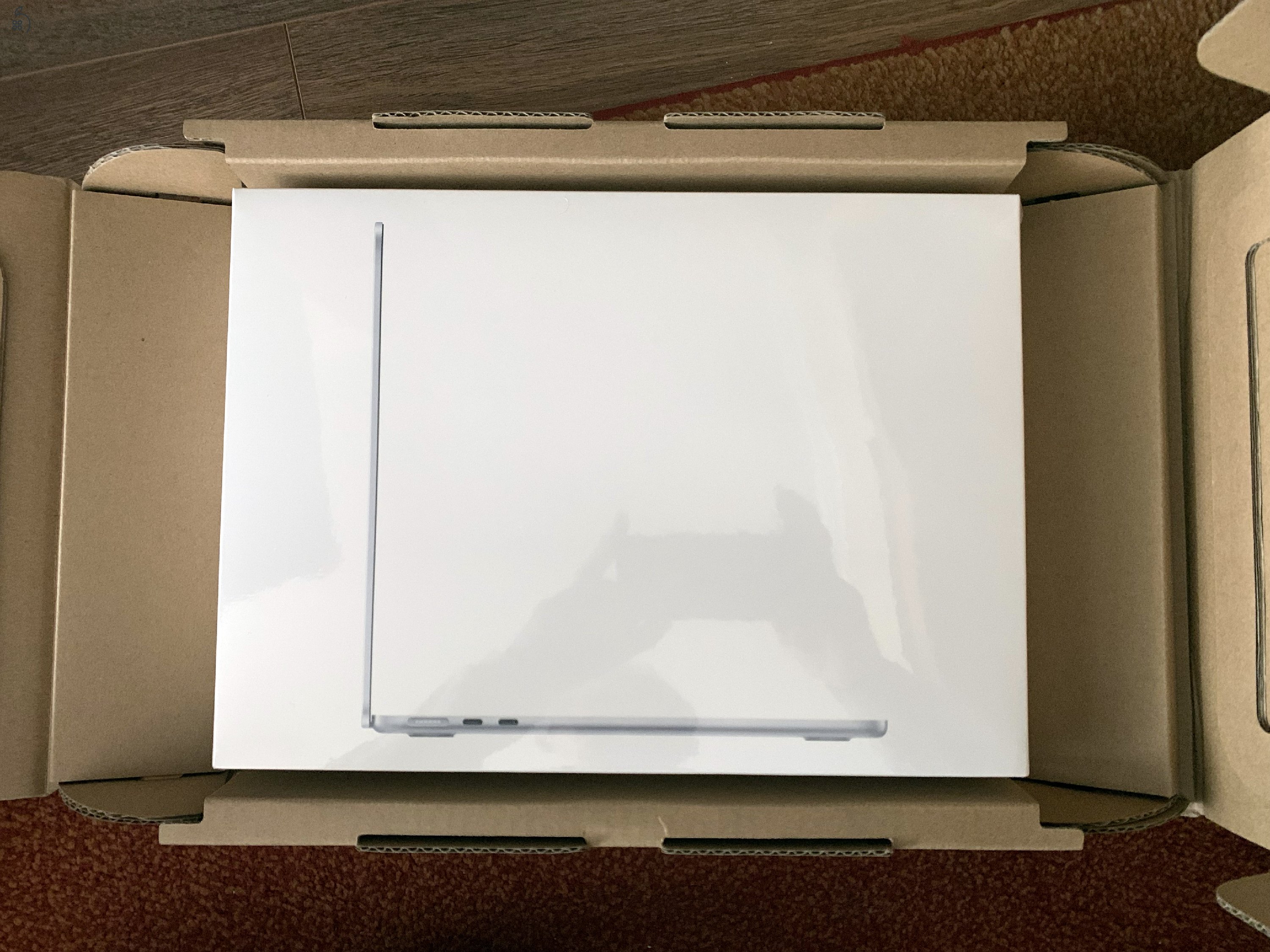 Új, Bontatlan, MacBook Air 13, M4 chip, Silver, garanciás, eladó!