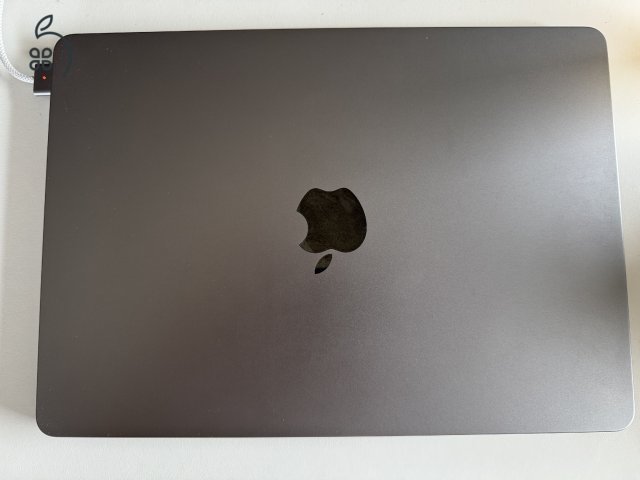 MacBook Air M2 13