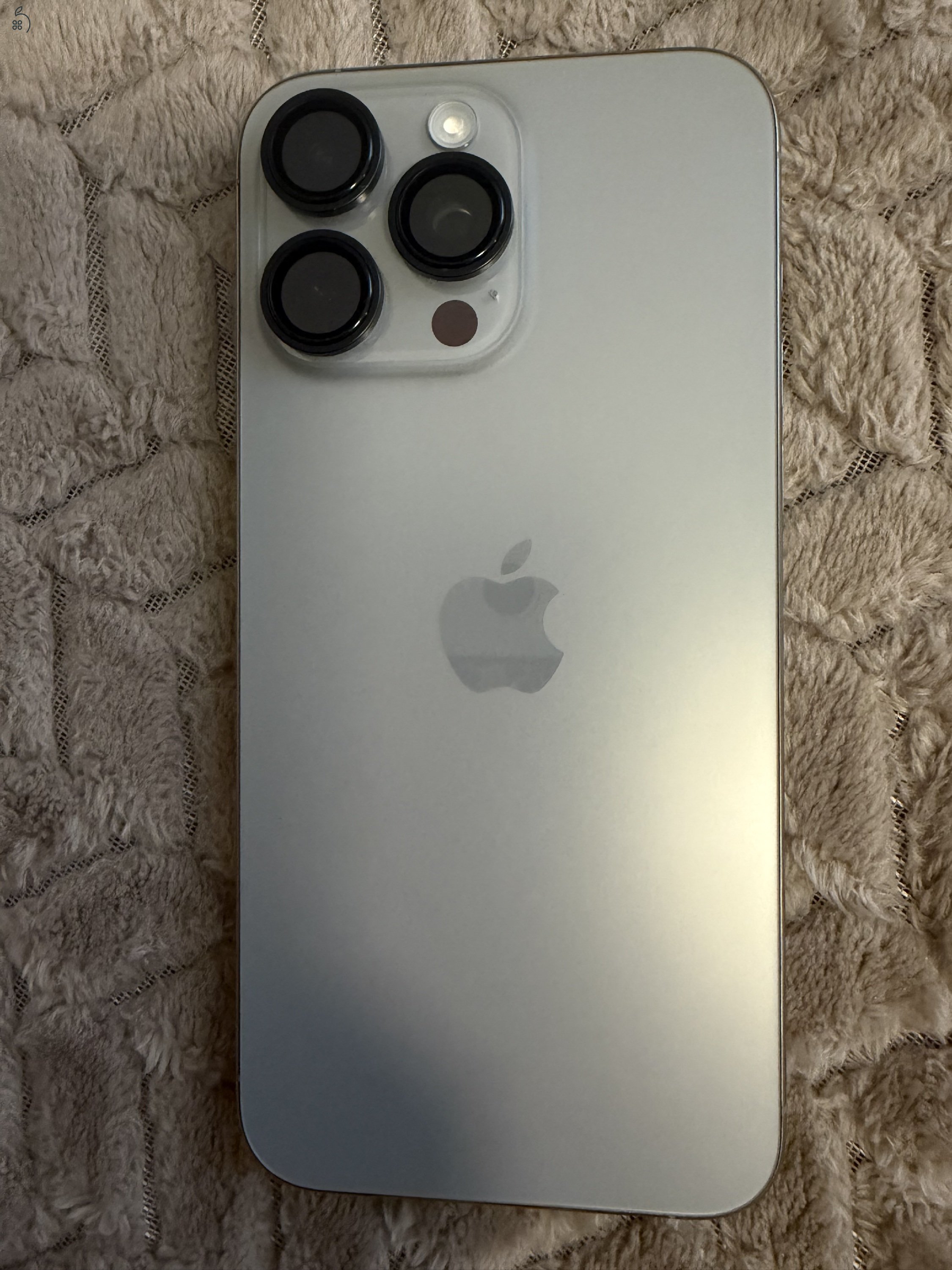 Iphone 15 pro max hajszálkarc mentesen