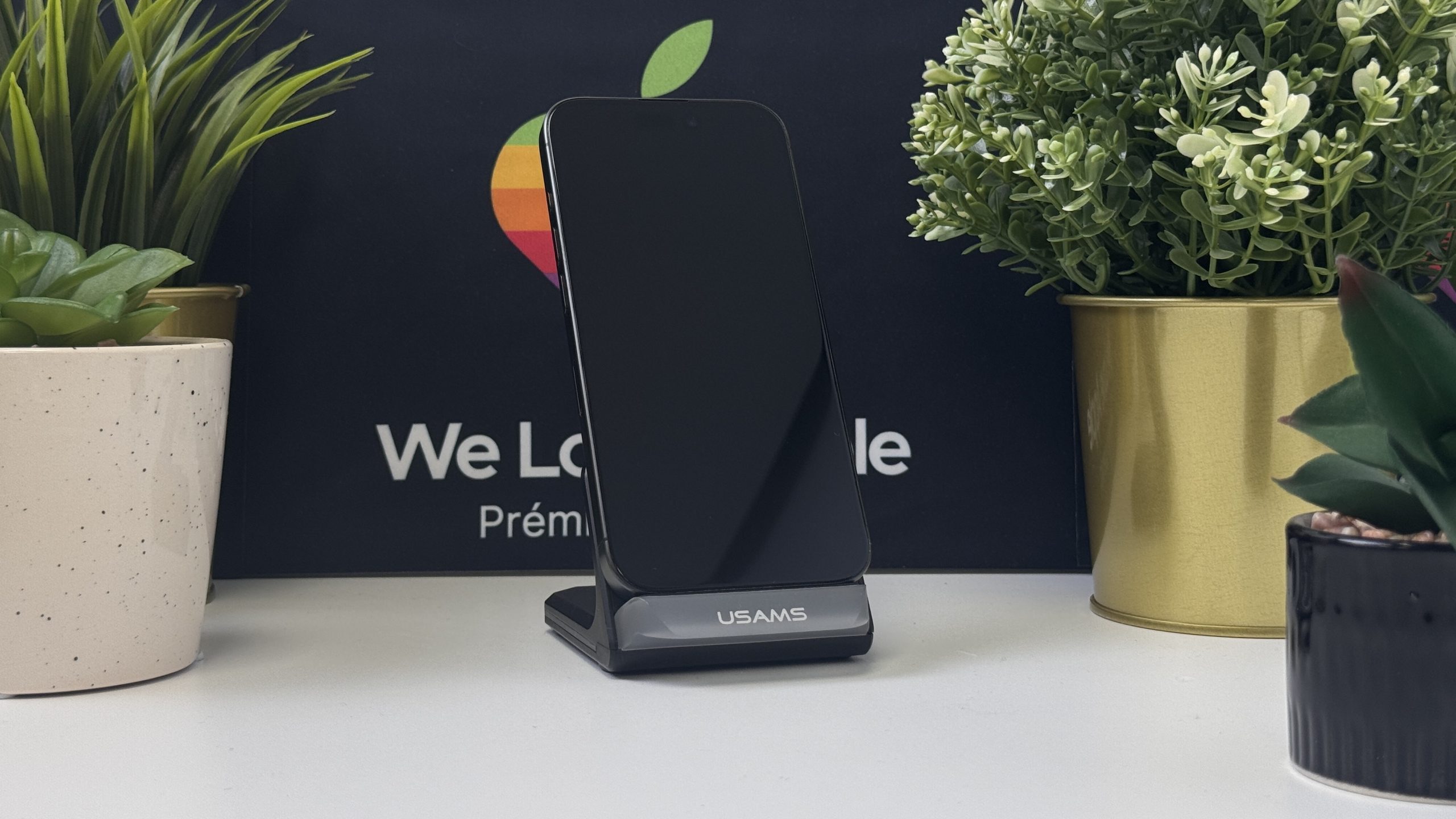 iPhone 15 Pro 256GB, Fekete Titán, Független, Számla, 2 Év Garancia, 100%