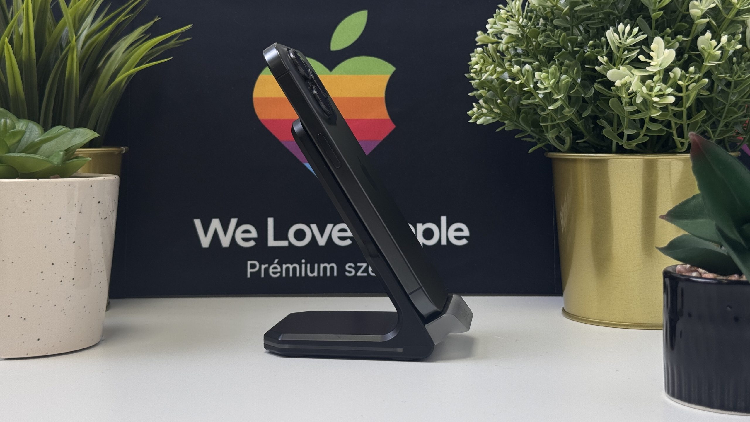 iPhone 15 Pro 256GB, Fekete Titán, Független, Számla, 2 Év Garancia, 100%