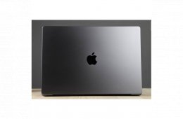Újszerű MacBook Pro 16
