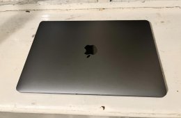 M1 Macbook Pro 2020 256/8