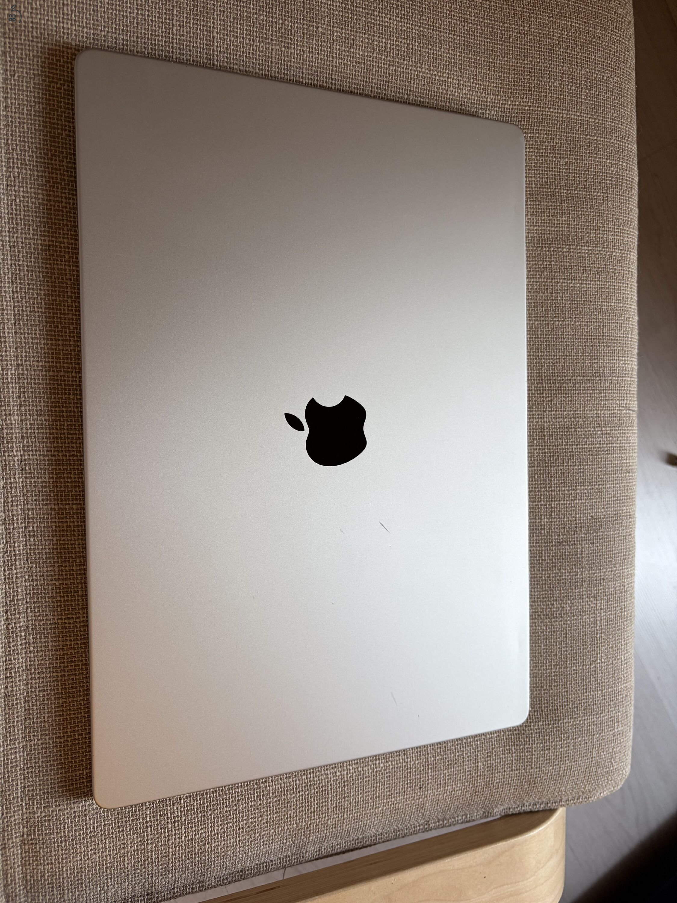 MacBook Pro 16