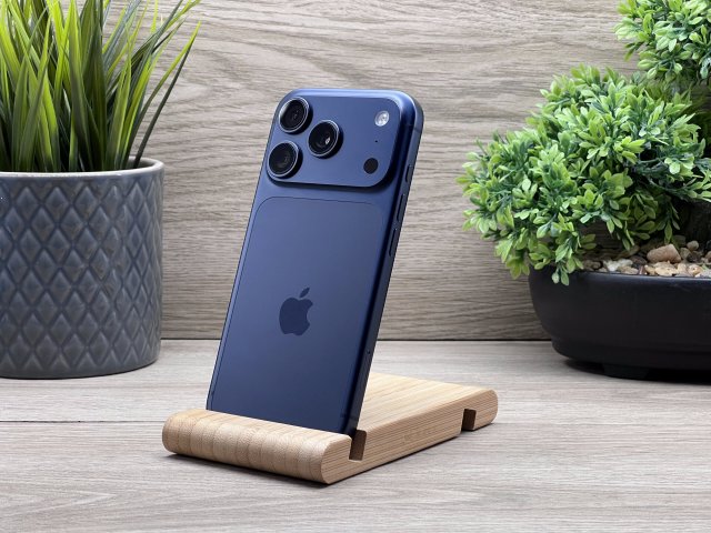Hibátlan iPhone 17 Pro Deep Blue 256GB 2 ÉV Garanciával 100%