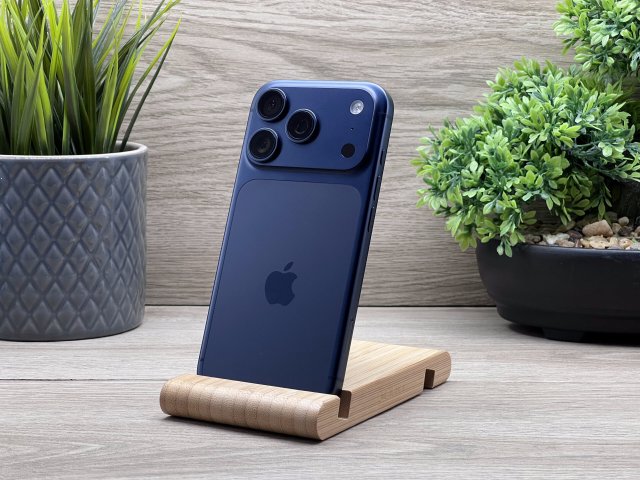 Hibátlan iPhone 17 Pro Deep Blue 256GB 2 ÉV Garanciával 100%