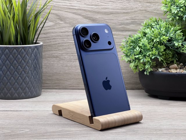 Hibátlan iPhone 17 Pro Deep Blue 256GB 2 ÉV Garanciával 100%