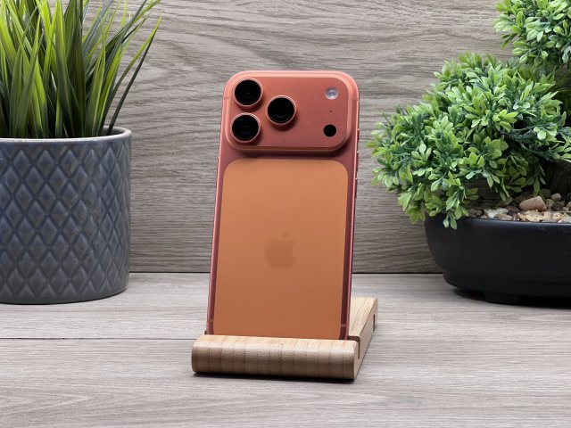 Hibátlan iPhone 17 Pro Cosmic Orange 256GB 2 ÉV Garanciával 100%