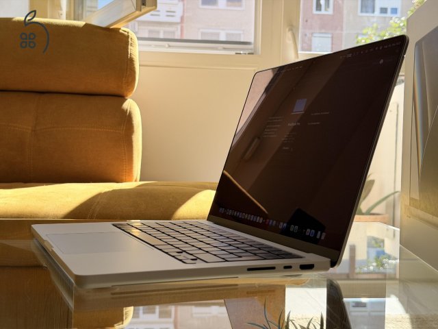 Apple MacBook Pro 14