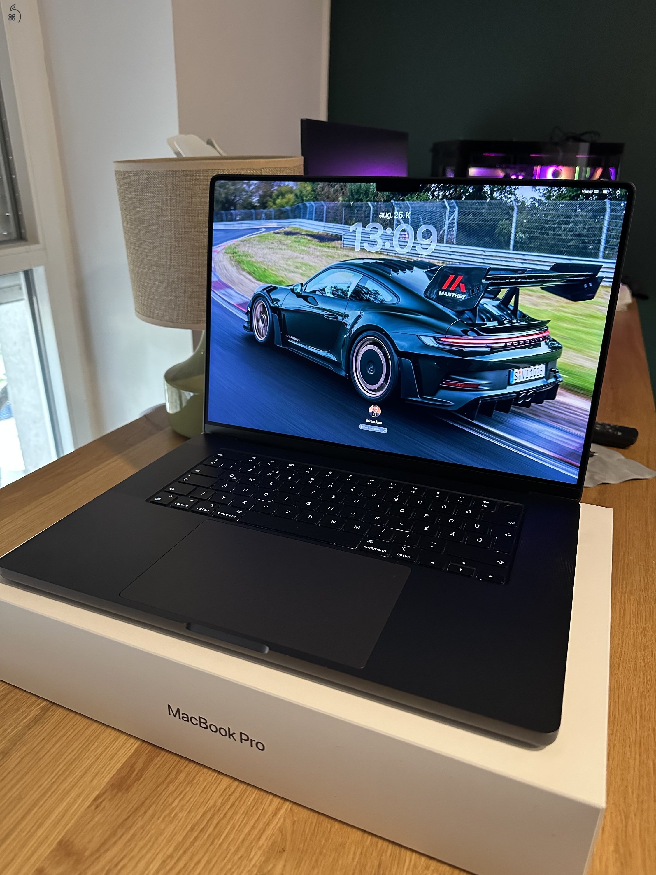 ELADÓ Macbook Pro M4 Pro, 1TB SSD, 24GB RAM, Nanotextúrált kijelzővel és ajándék tartozékokkal!