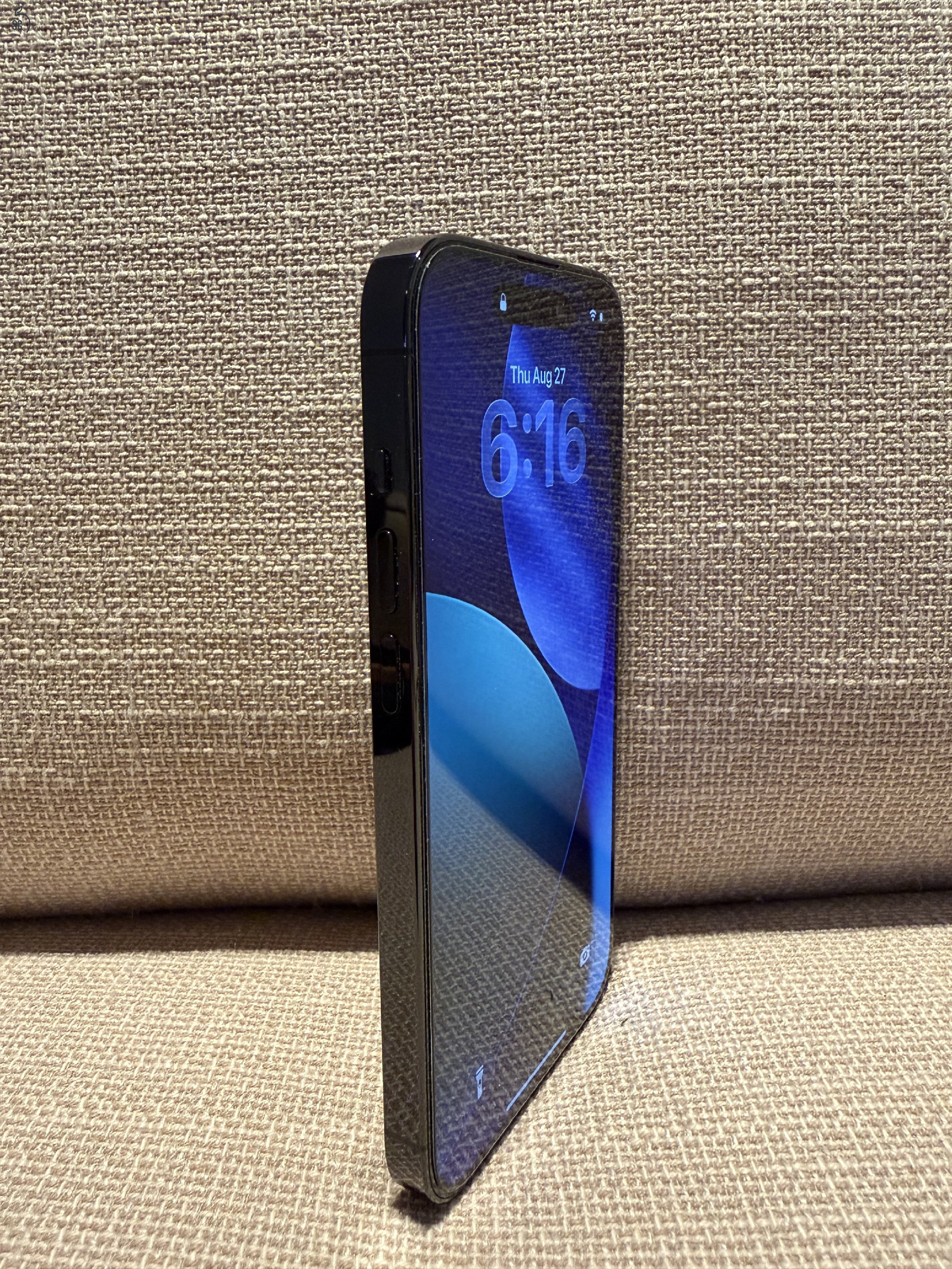 iPhone 14 Pro - Asztrofekete - 128 GB - megkímélt, hibátlan állapot – dobozzal, töltővel