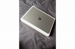 MacBook Air M5 15” – újszerű állapotban