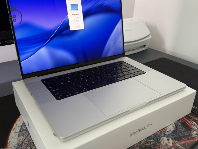 Apple MacBook Pro 16
