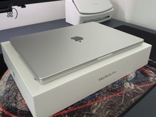 Apple MacBook Pro 16
