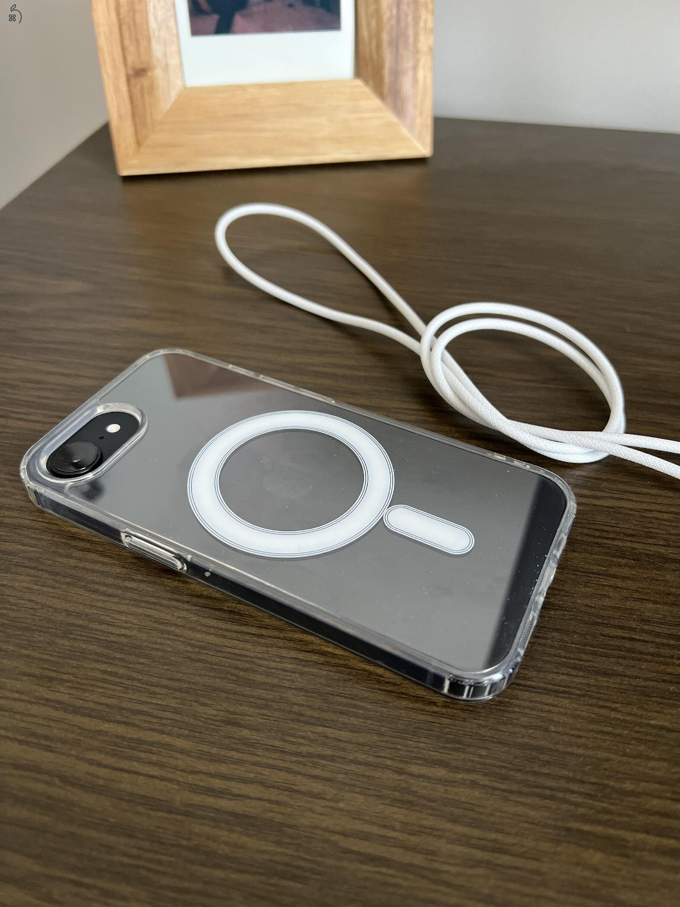 garanciális Apple iPhone 16e 128 GB újszerű