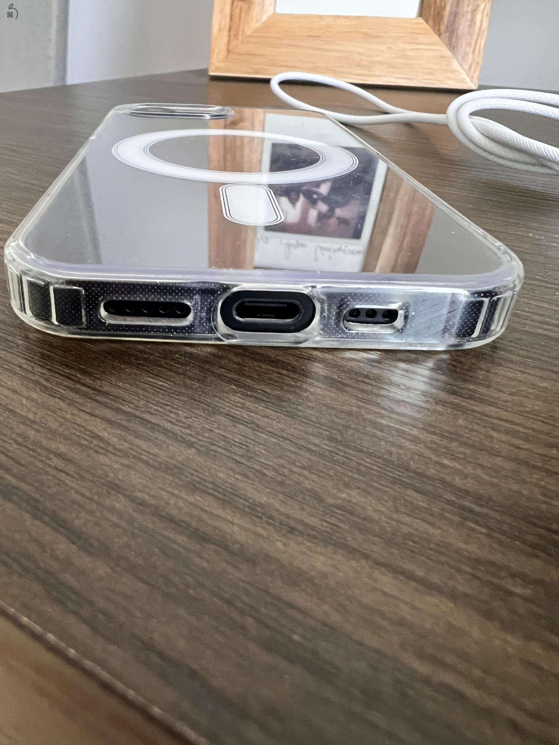 garanciális Apple iPhone 16e 128 GB újszerű