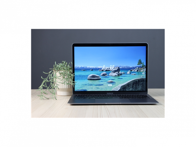 Használt Apple Macbook Air 13