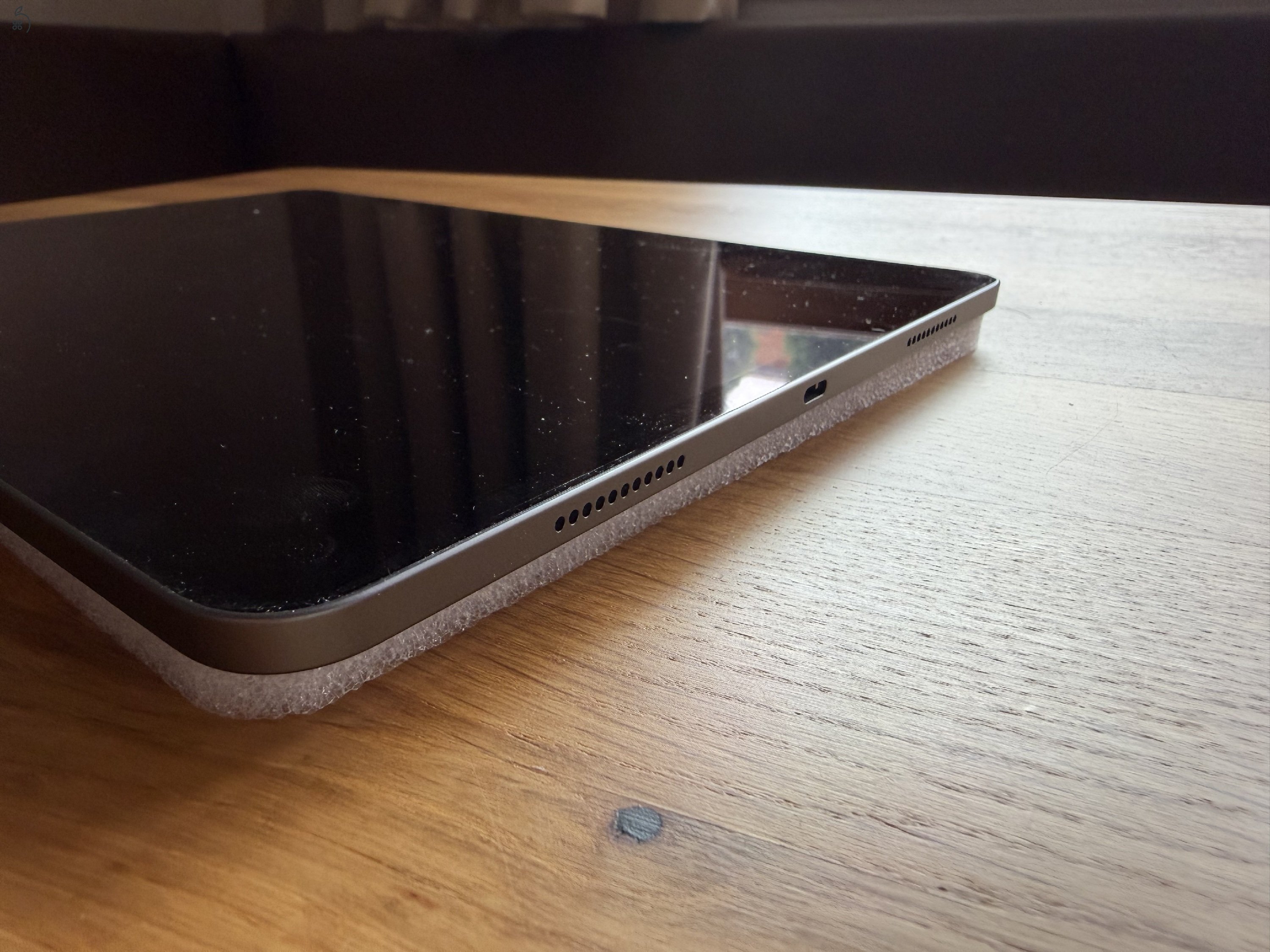 iPad Pro 12,9” 5. gen 512 GB + Apple Pencil 2 + 20W töltő – komplett csomag