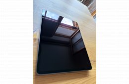 iPad Pro 12,9” 5. gen 512 GB + Apple Pencil 2 + 20W töltő – komplett csomag