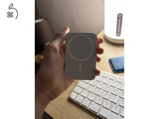 Eredeti gyári Apple Magsafe Battery Pack (Magsafe külső akkumulátor), + gyári lightning kábel