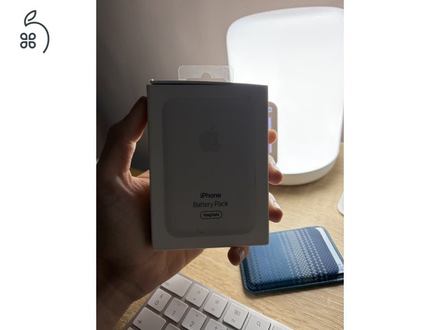 Eredeti gyári Apple Magsafe Battery Pack (Magsafe külső akkumulátor), + gyári lightning kábel