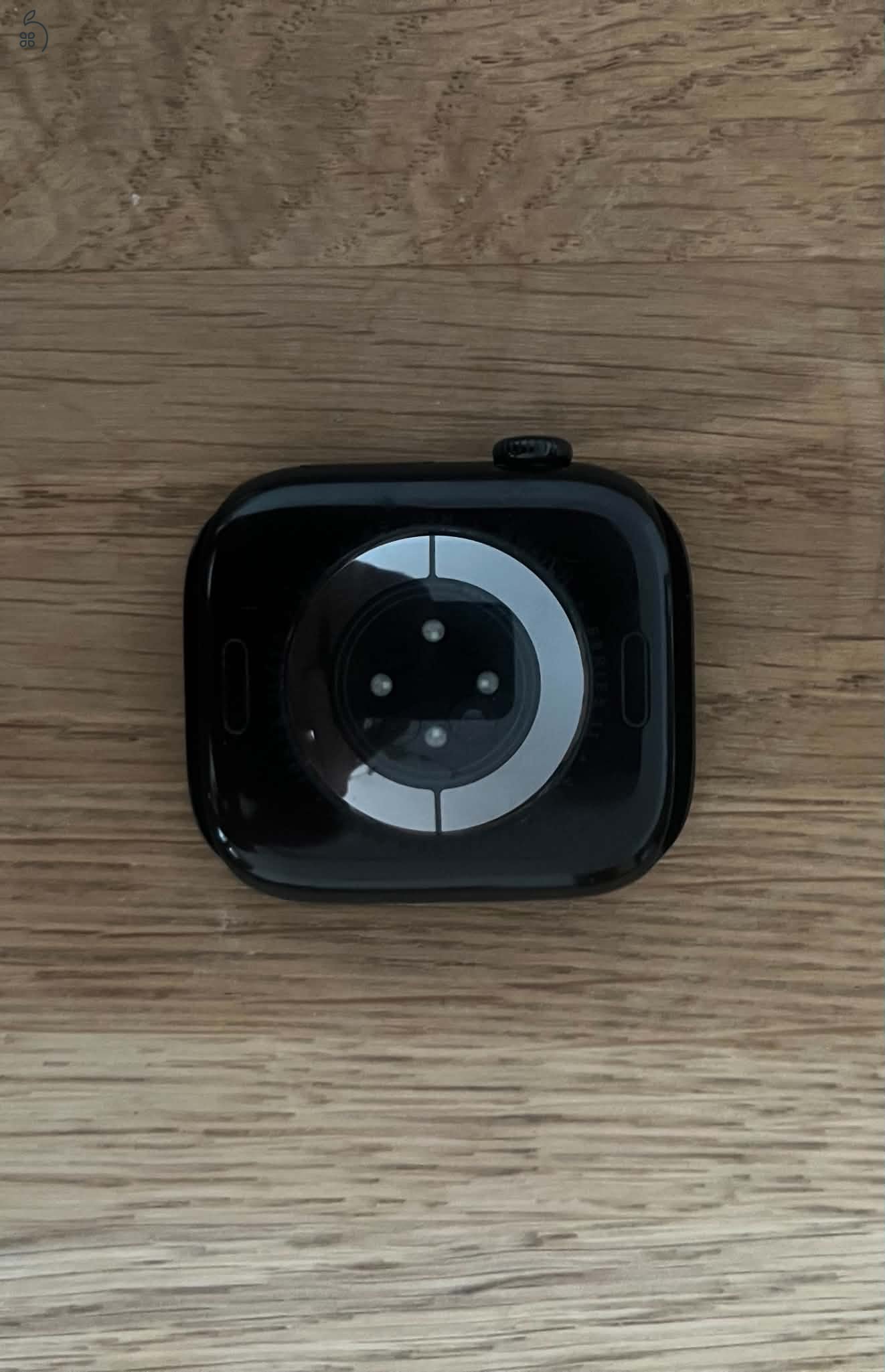 Apple Watch Series 11 GPS, 46mm - Hibátlan állapotban, karcmentesen