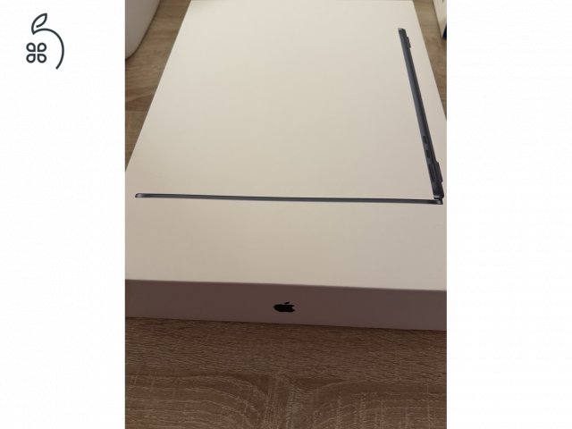 Eladó Apple MacBook Air M2 (2022) – 13,6” / 8 GB / 256 GB – hibátlan állapot