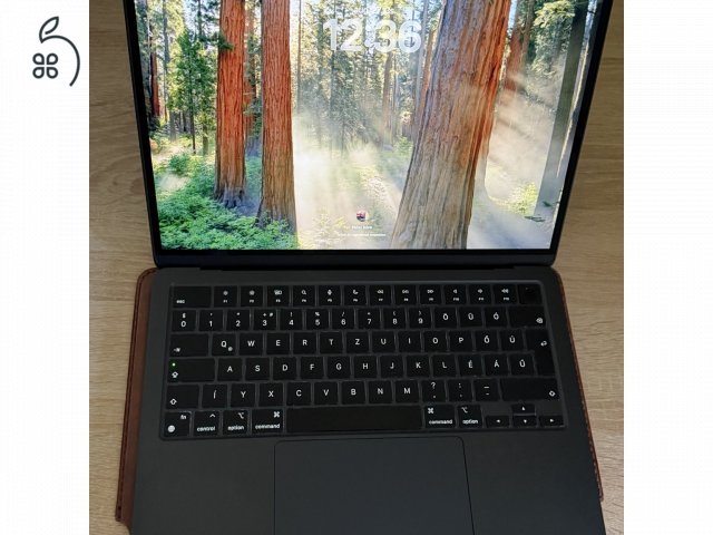 Eladó Apple MacBook Air M2 (2022) – 13,6” / 8 GB / 256 GB – hibátlan állapot