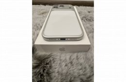 Apple iPhone 17 Pro 256GB Ezüst Független / Garancia 2026.11.13 / Akku 98%