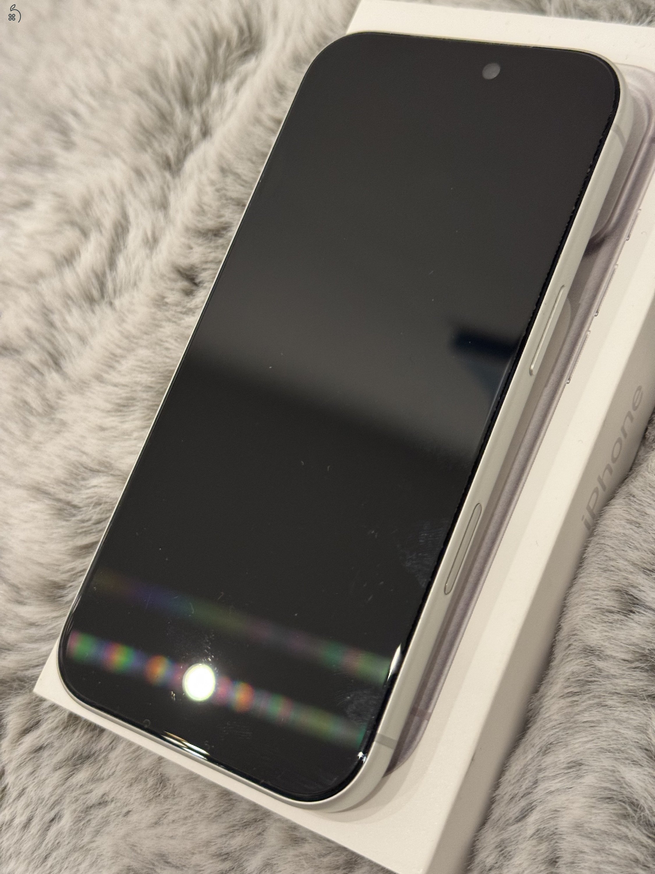 Apple iPhone 17 Pro 256GB Ezüst Független / Garancia 2026.11.13 / Akku 98%