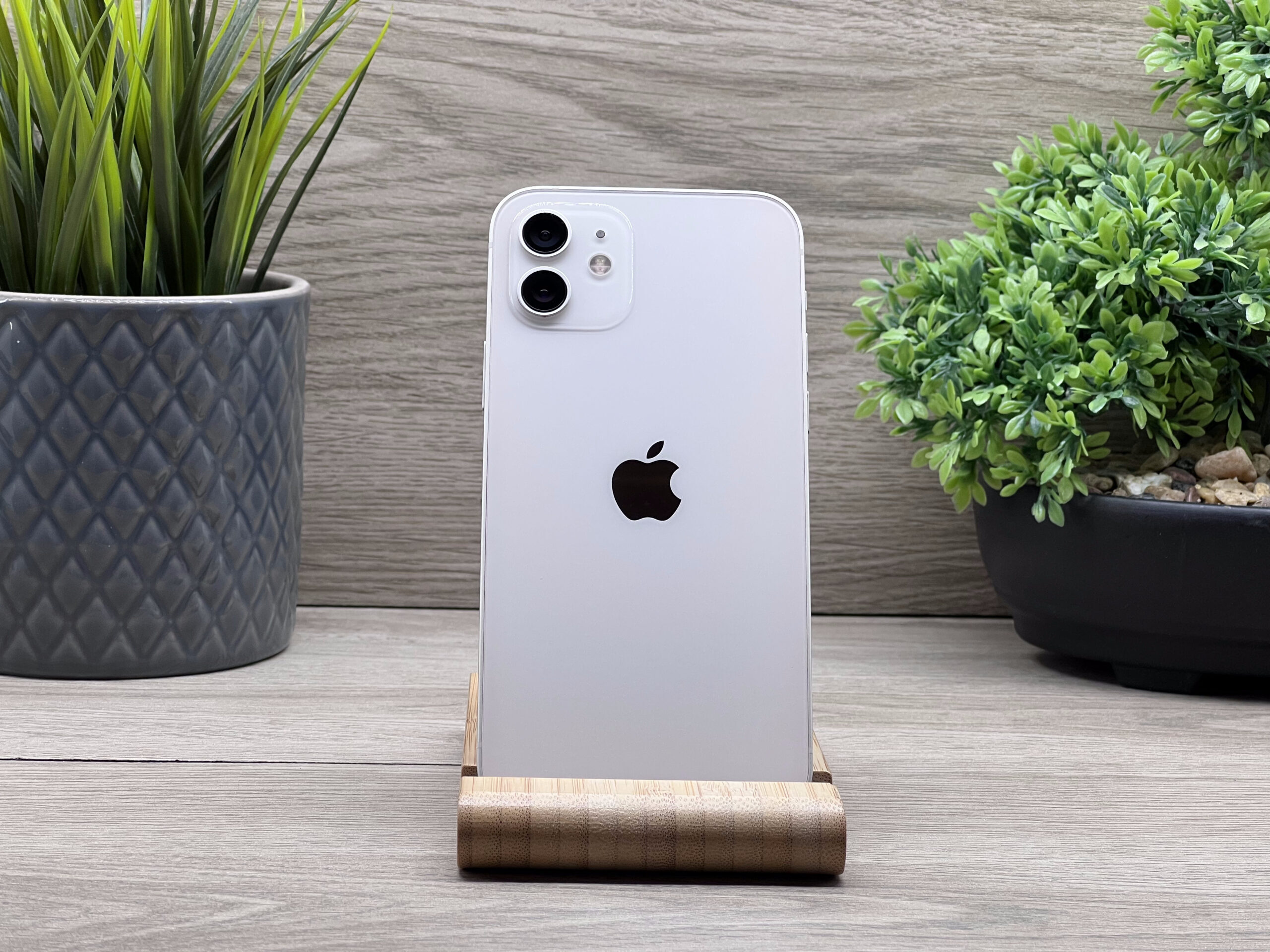 iPhone 12 White 64GB 2 ÉV Garanciával Számlával Aksi 100%