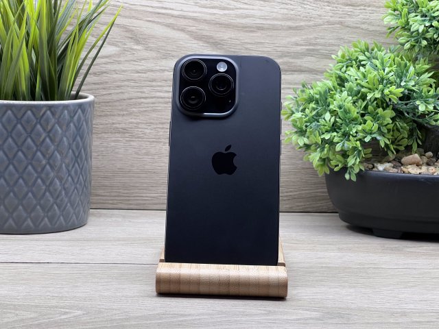 Hibátlan iPhone 16 Pro Black Titanium 256GB 2 ÉV Garanciával Számlával