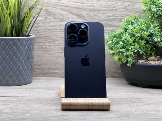 iPhone 15 Pro Blue Titanium 128GB 2 ÉV Garanciával Számlával Aksi 100%