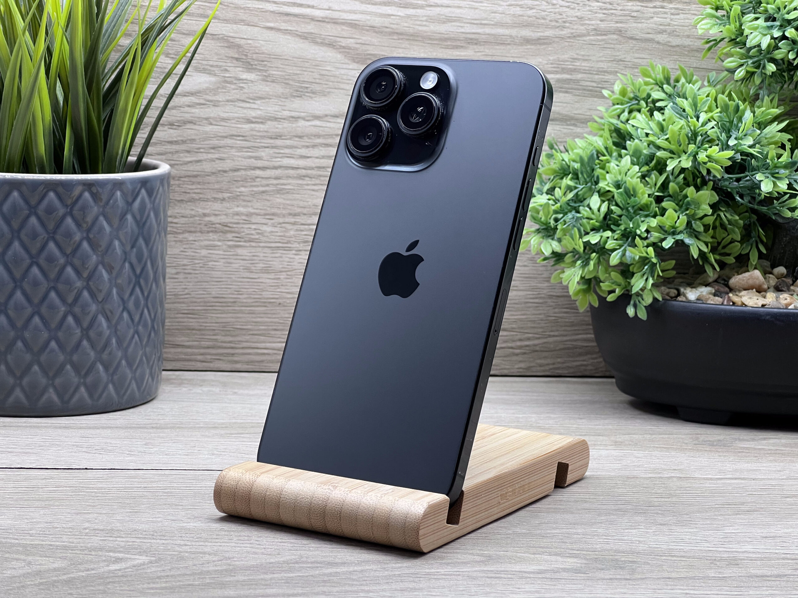 iPhone 16 Pro Max Black Titanium 256GB 2 ÉV Garanciával Számlával