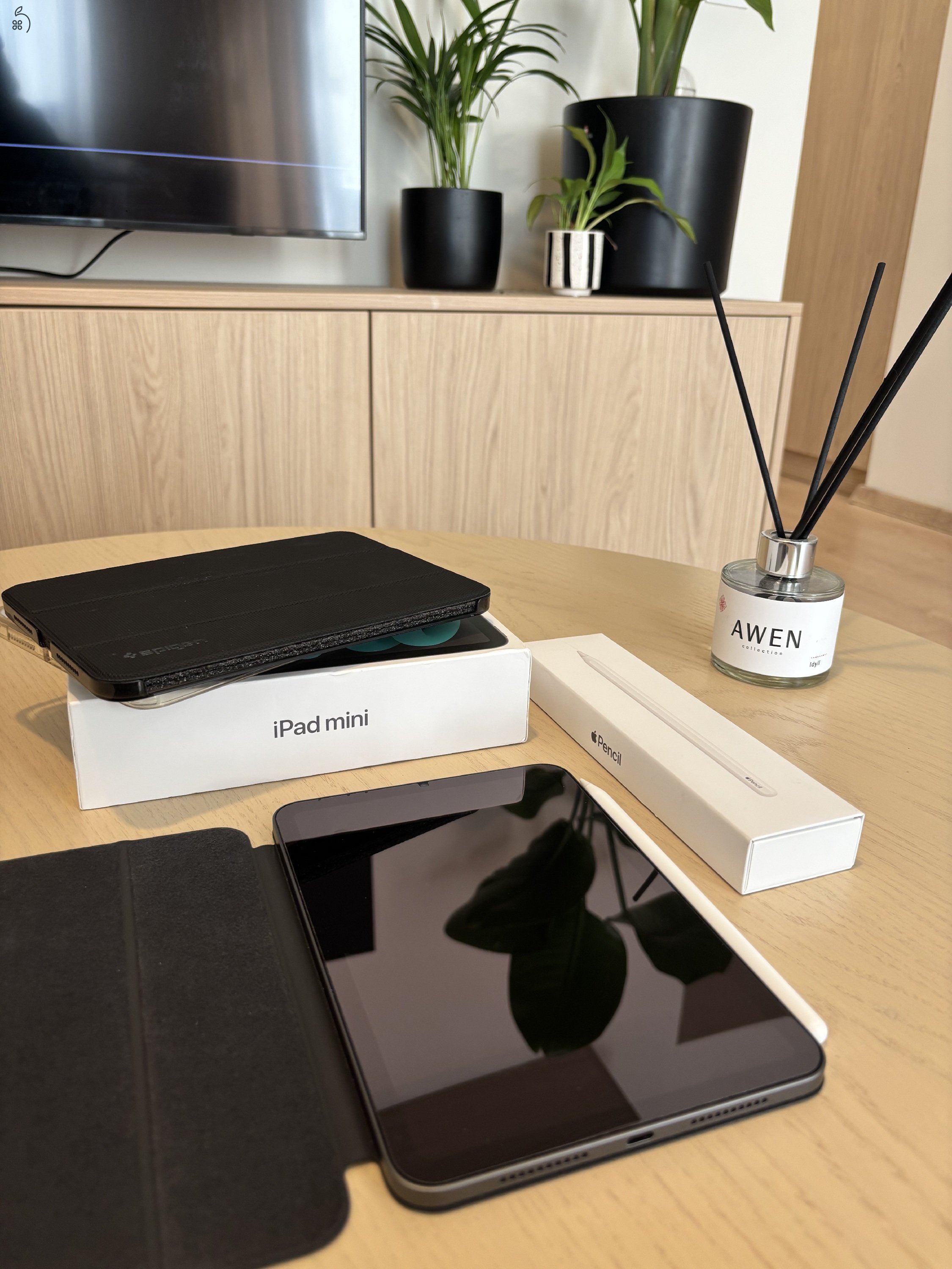 iPad mini 6 256GB + Apple Pencil 2 + 3 tok (karcmentes, 93% akku)