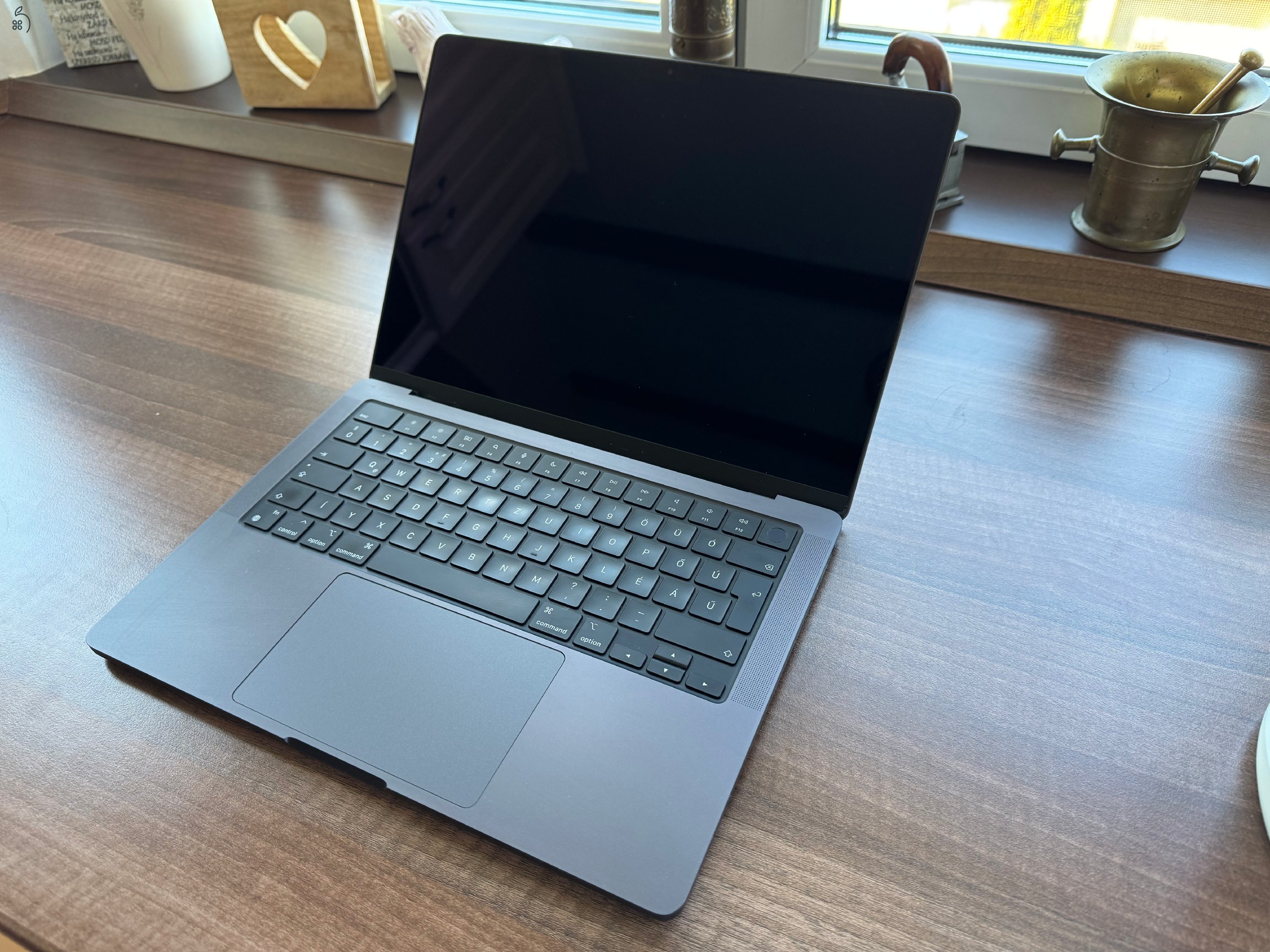 MacBook Pro 14