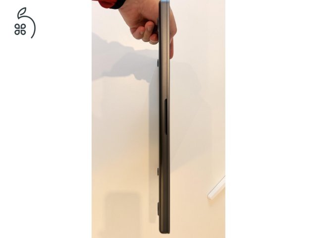 Apple Macbook Pro M3 Max 96 GB RAM 2TB SSD 
