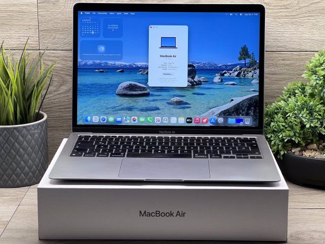 MacBook Air 2020 M1 13” 256GB 2 ÉV Garanciával Számlával
