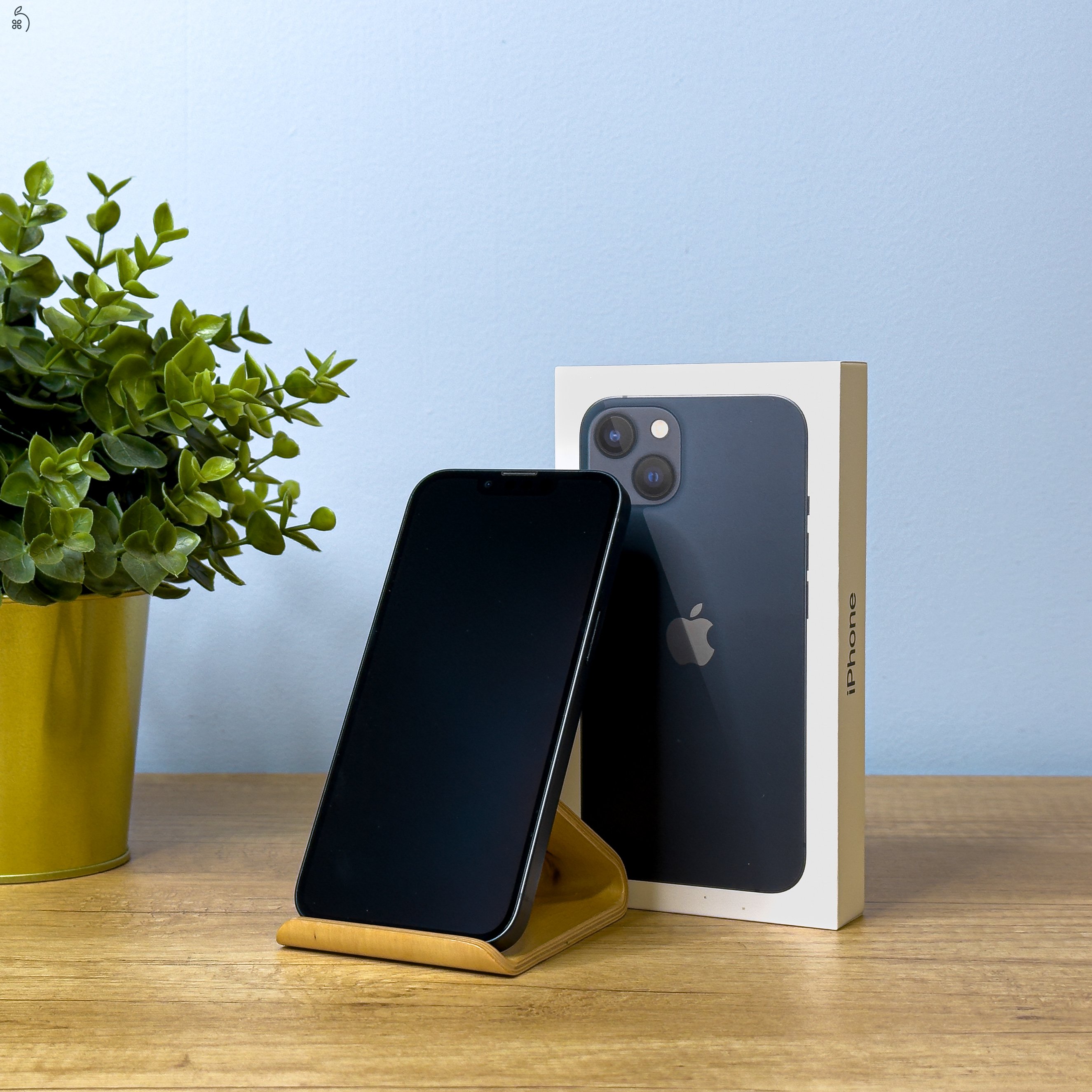 MacSzerez.com / iPhone 13 / 128GB / Csillagfény / Kártyafüggetlen / Új akku! / Garancia!